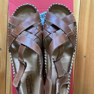 Pikolinos Sandals size 39 (8.5/9)